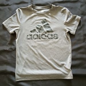 Boys size 8 youth small gray Adidas t-shirt Dry Fit